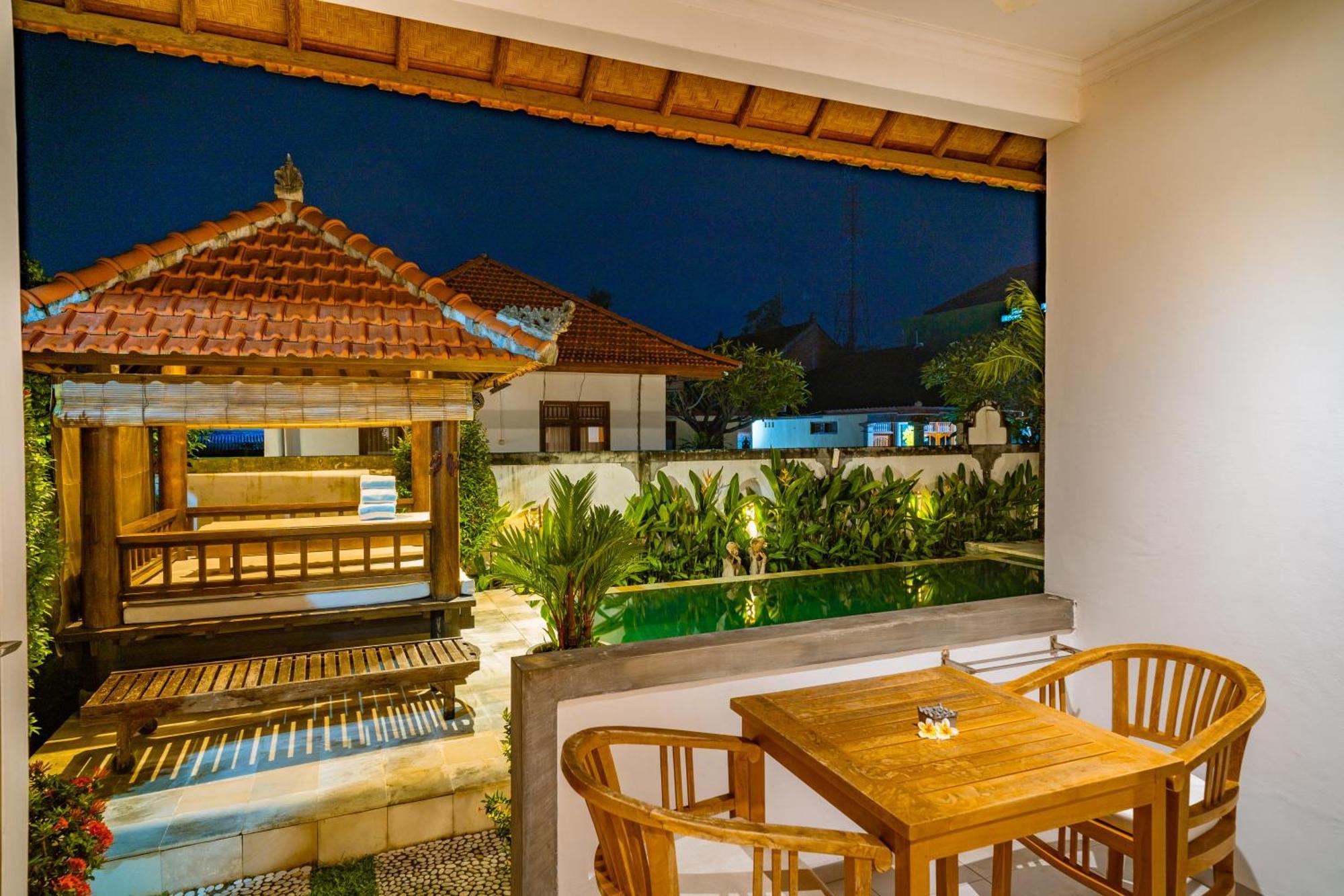 Villa Seruni Lovina Luaran gambar