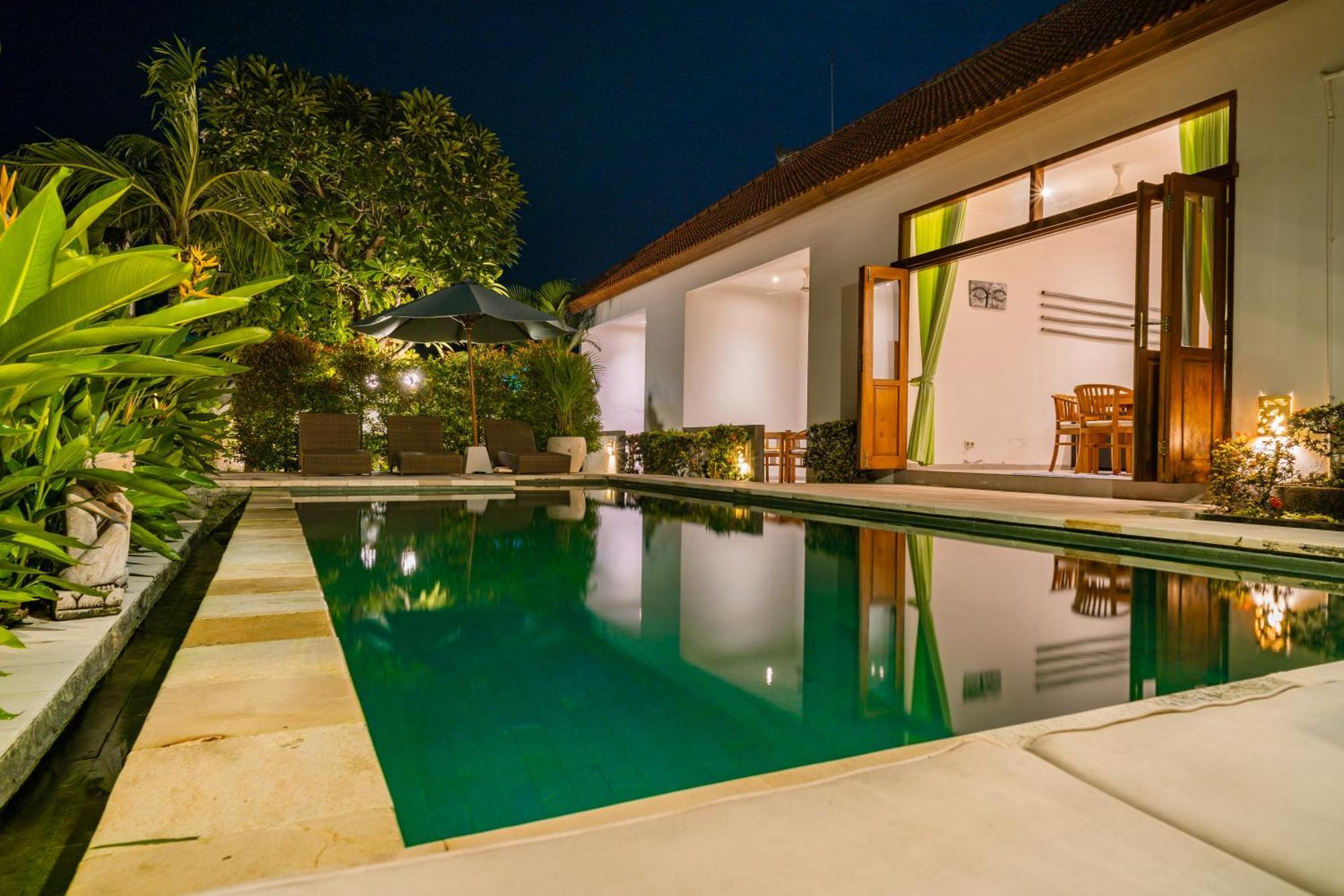 Villa Seruni Lovina Luaran gambar