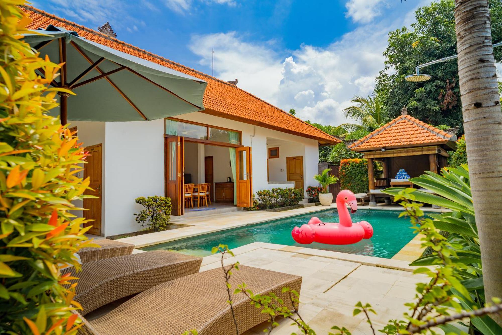 Villa Seruni Lovina Luaran gambar